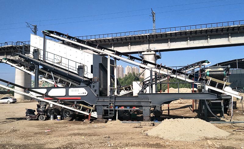 Mobile crushing plant for building wastes in Brunei